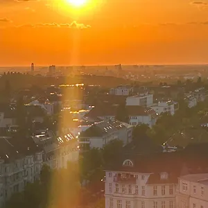 Westendperle Am Olympiastadion , Berlin Deutschland